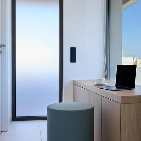 Hotel Twinn Downtown Piraeus, Santikos Collection